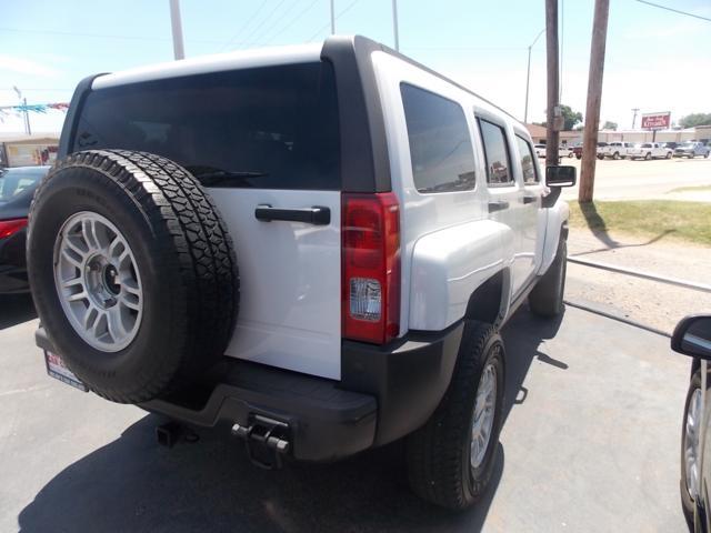 Hummer H3 2009 photo 1