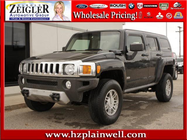 Hummer H3 1998 Subaru Outback Limited Sport Utility
