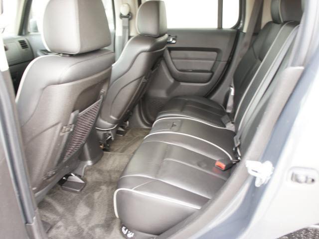 Hummer H3 2009 photo 3