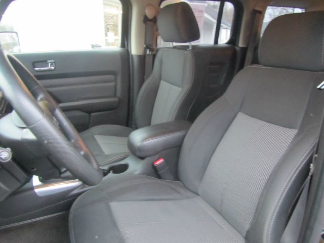 Hummer H3 2009 photo 14
