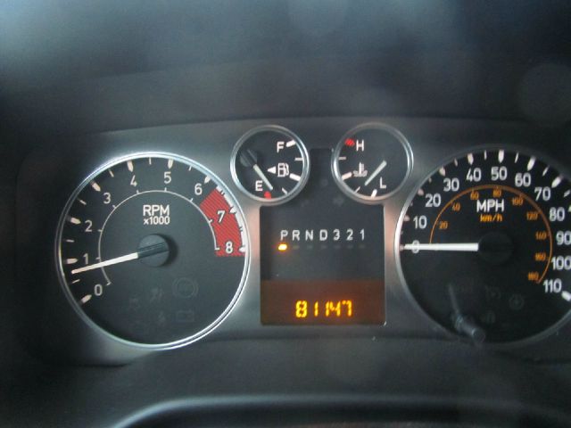 Hummer H3 2009 photo 16