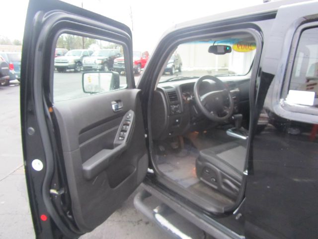Hummer H3 2009 photo 19
