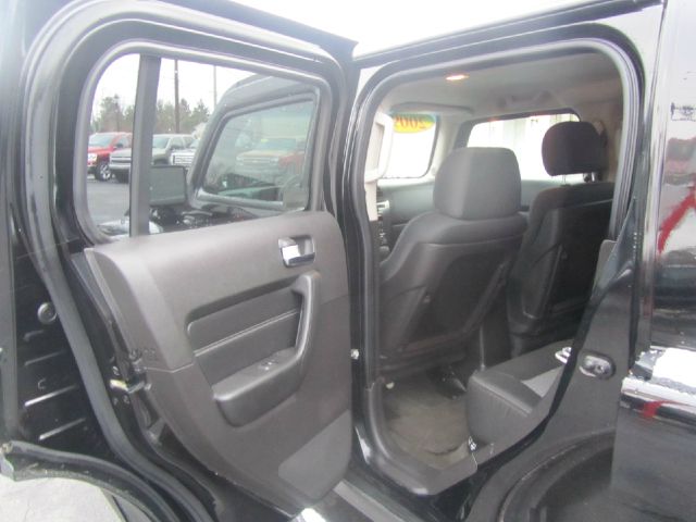 Hummer H3 2009 photo 25
