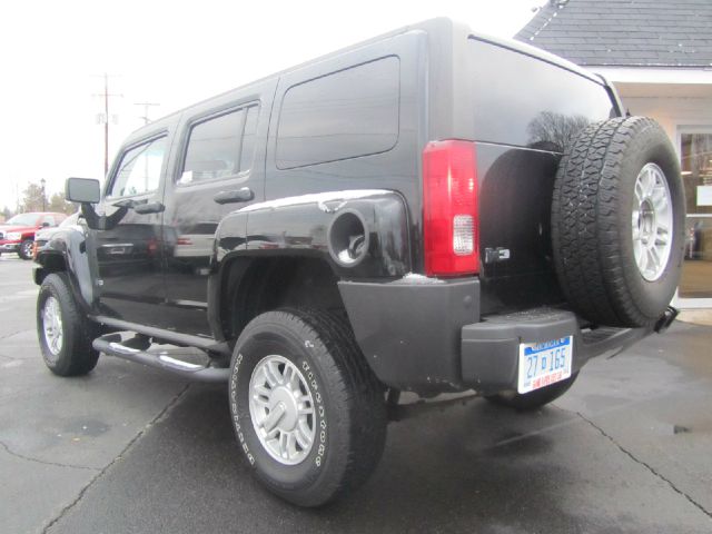 Hummer H3 2009 photo 27