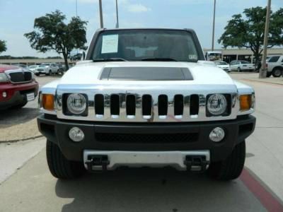 Hummer H3 2009 photo 1