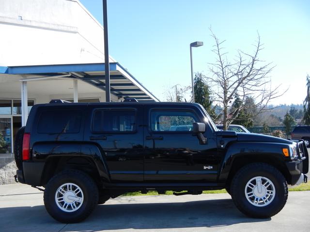 Hummer H3 2009 photo 4
