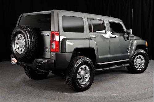 Hummer H3 2010 photo 1