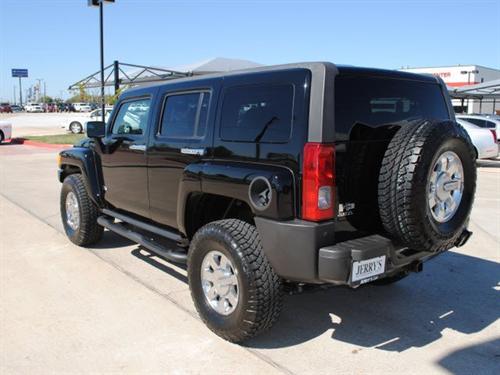 Hummer H3 2010 photo 2