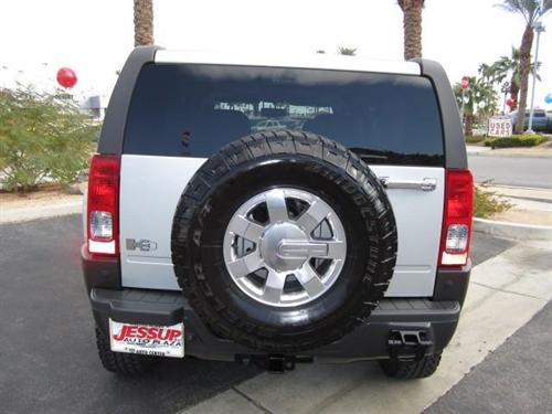 Hummer H3 2010 photo 3