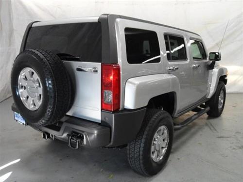 Hummer H3 2010 photo 4