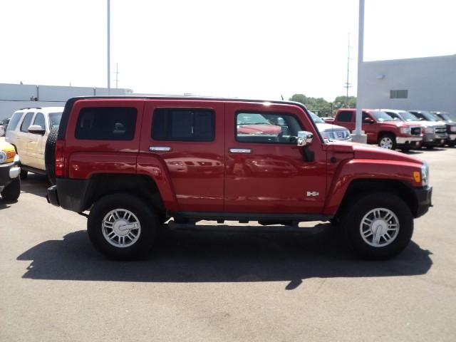 Hummer H3 2010 photo 4
