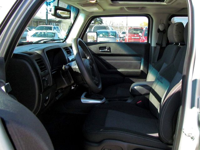 Hummer H3 2010 photo 3