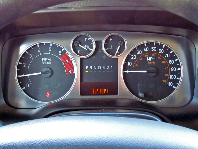 Hummer H3 2010 photo 5