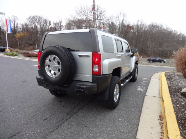 Hummer H3 2010 photo 5