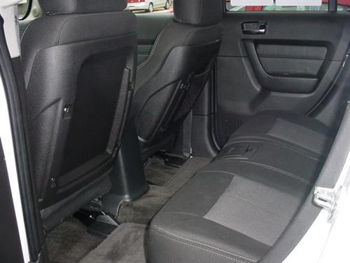 Hummer H3 2010 photo 5