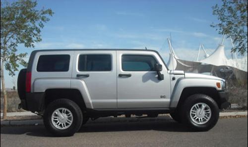 Hummer H3 2010 photo 1