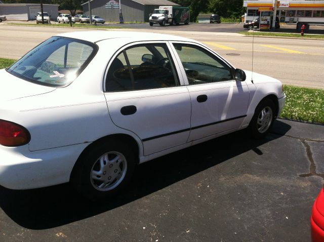 Hyundai Accent 1995 photo 1