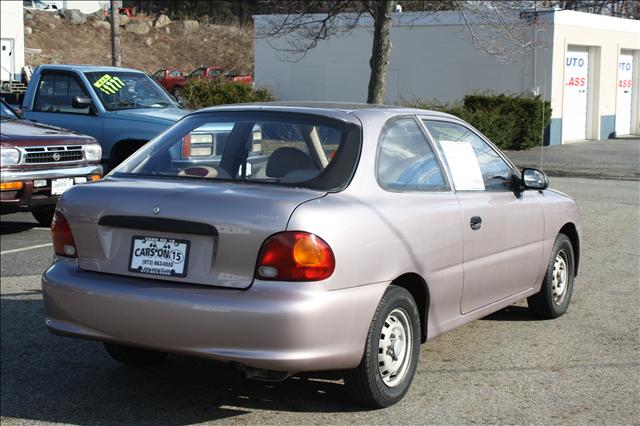 Hyundai Accent 2500 LS EXT LONG BED 2WD Hatchback