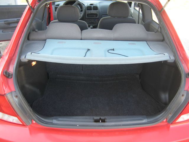 Hyundai Accent 2000 photo 3