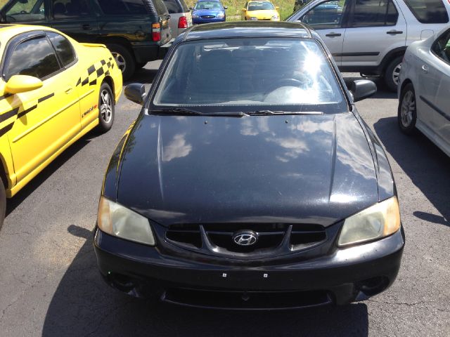 Hyundai Accent 2001 photo 2