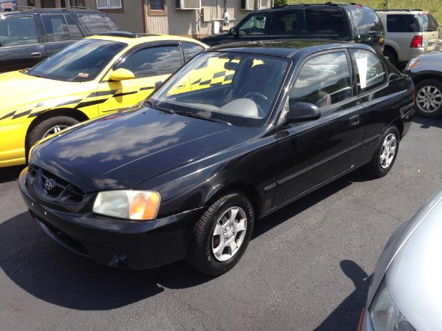 Hyundai Accent 2001 photo 4