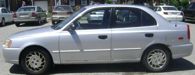 Hyundai Accent 2001 photo 6