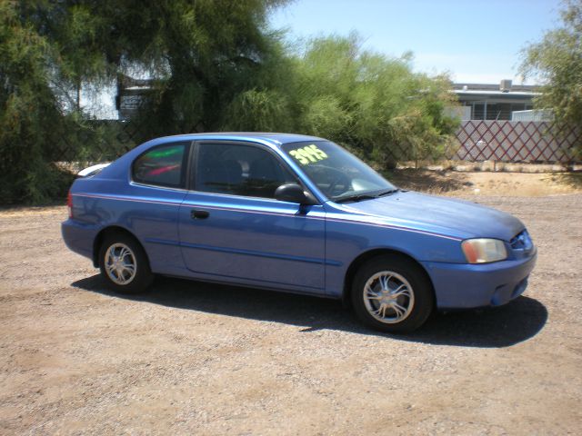 Hyundai Accent 2001 photo 2
