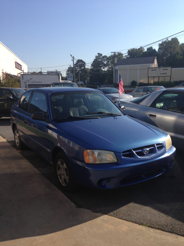 Hyundai Accent 2001 photo 1