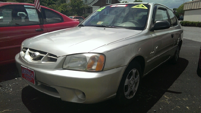 Hyundai Accent 2002 photo 4
