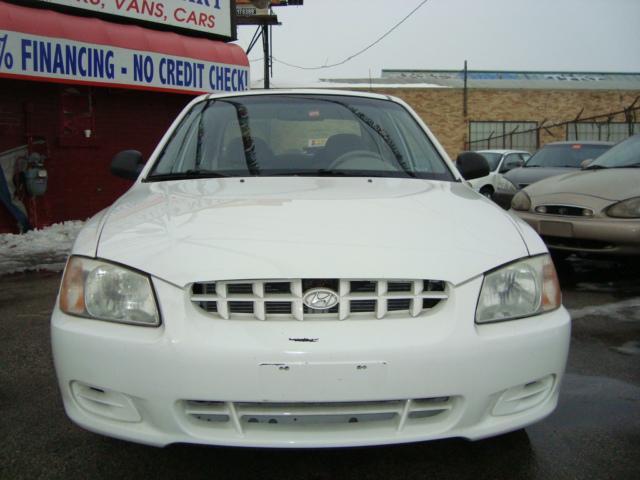 Hyundai Accent 2002 photo 1