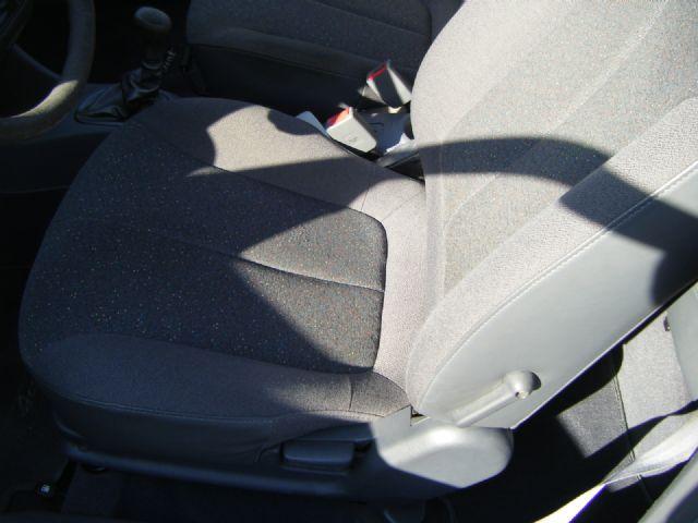 Hyundai Accent 2002 photo 1