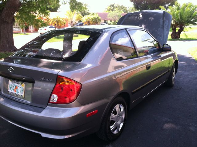 Hyundai Accent LX Coupe 4-spd AT Hatchback