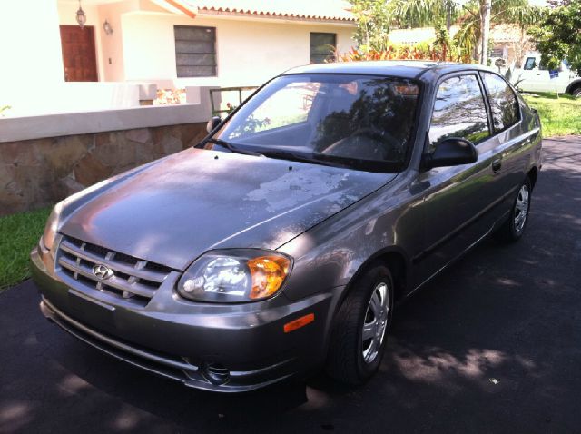Hyundai Accent 2003 photo 4