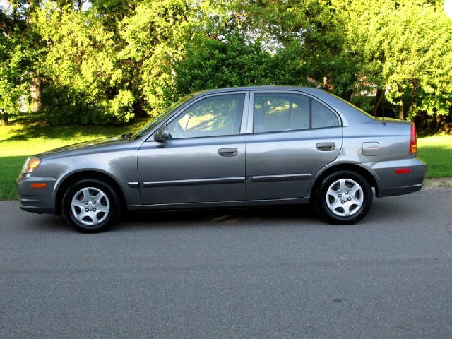 Hyundai Accent 2003 photo 15