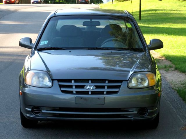 Hyundai Accent 2003 photo 18