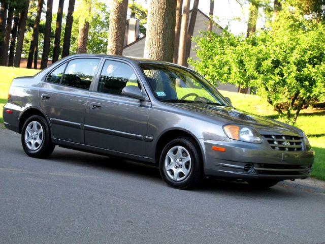 Hyundai Accent 2003 photo 22