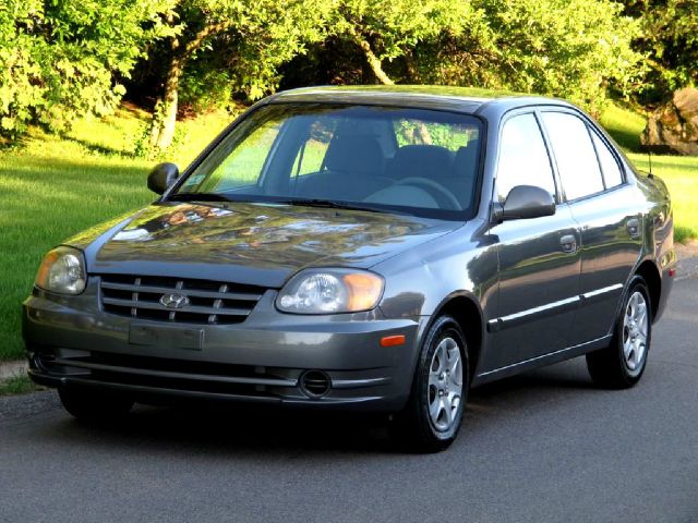 Hyundai Accent 2003 photo 23