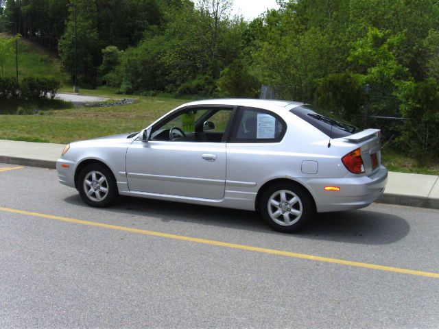 Hyundai Accent 2004 photo 7