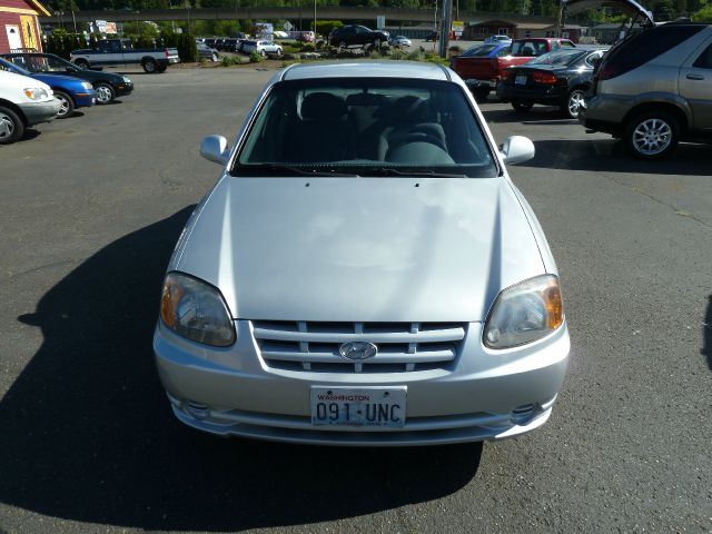 Hyundai Accent 2005 photo 3