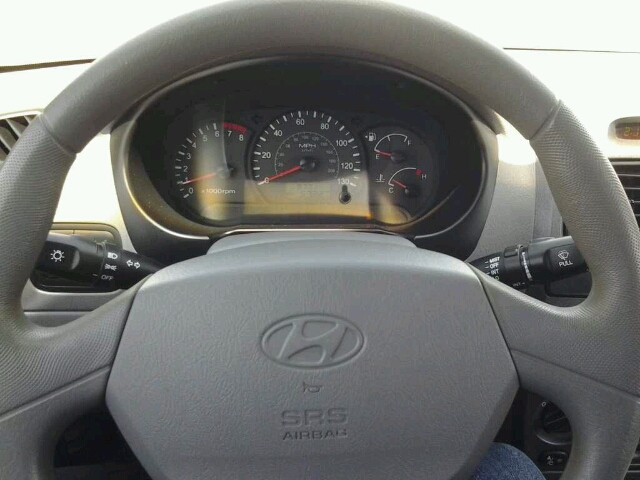 Hyundai Accent 2005 photo 1