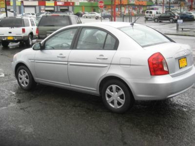 Hyundai Accent 2006 photo 1