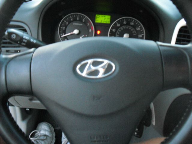 Hyundai Accent 2007 photo 13