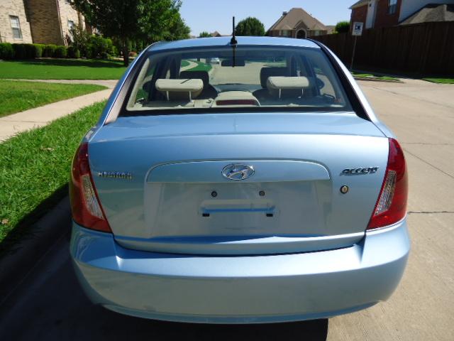 Hyundai Accent 2007 photo 2