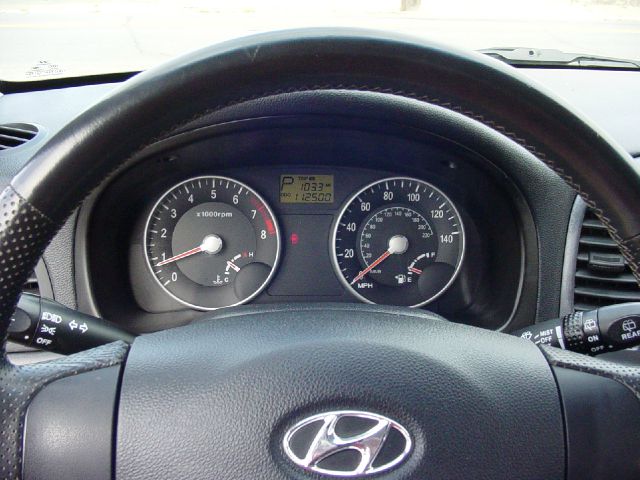 Hyundai Accent 2007 photo 1