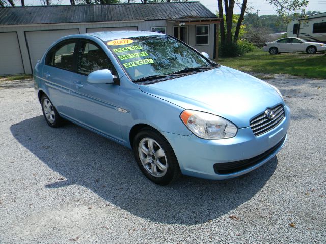 Hyundai Accent 2007 photo 2