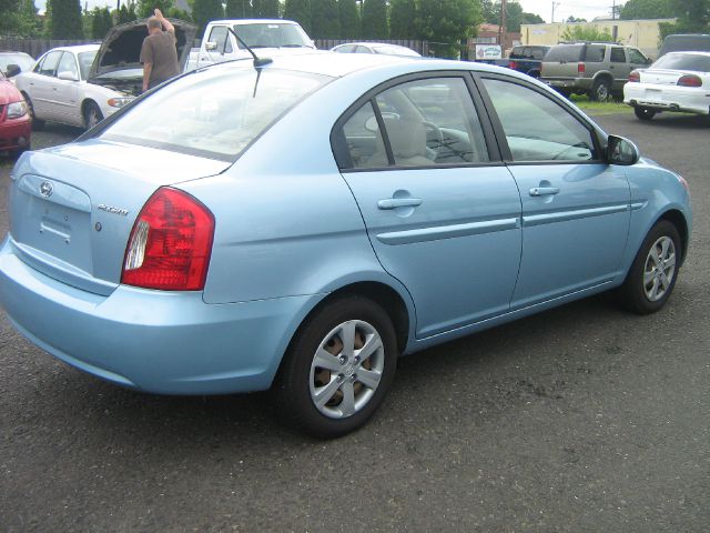 Hyundai Accent 2008 photo 8