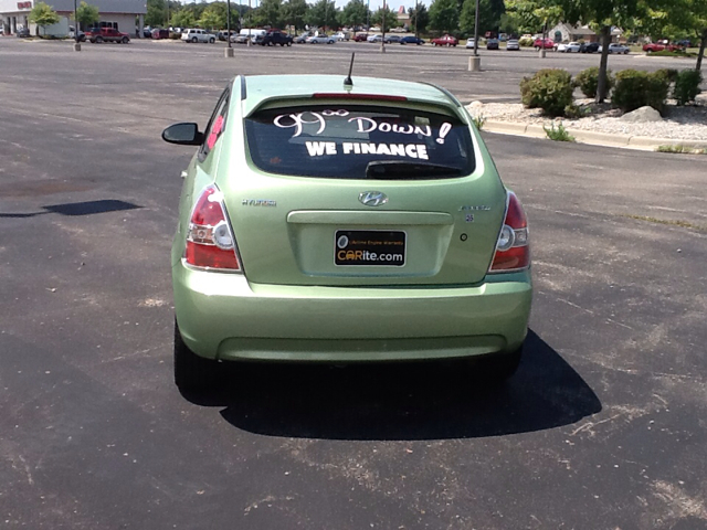 Hyundai Accent 2008 photo 2
