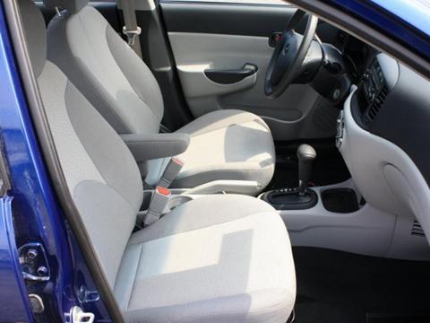 Hyundai Accent 2009 photo 1