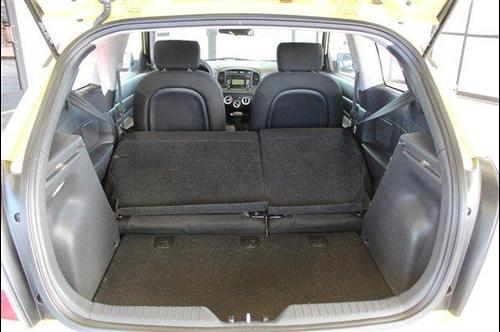 Hyundai Accent 2009 photo 4