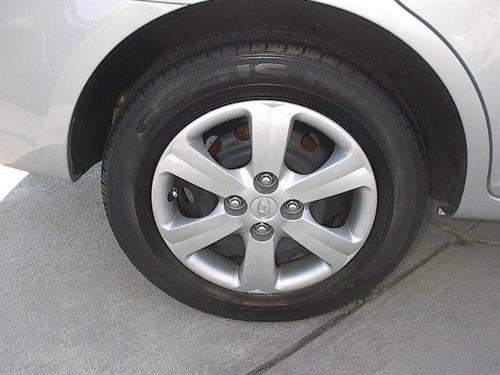 Hyundai Accent 2009 photo 5